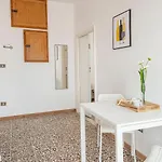 Lejlighed El Buric - La Magia Nel Centro Storico, Piccolo In Palazzina Antica, Ideale Per Coppie