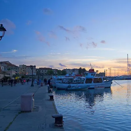 El Buric - La Magia Nel Centro Storico, Piccolo In Palazzina Antica, Ideale Per Coppie Lejlighed Alghero