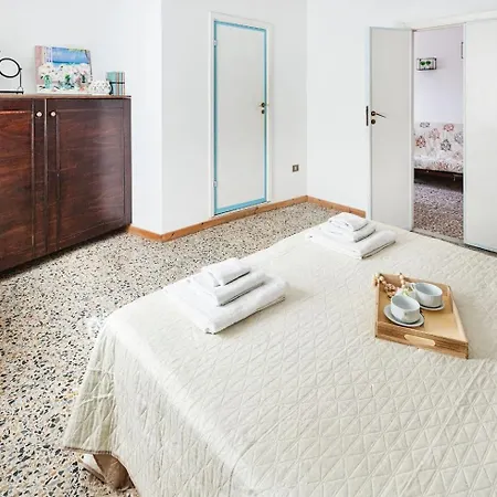 El Buric - La Magia Nel Centro Storico